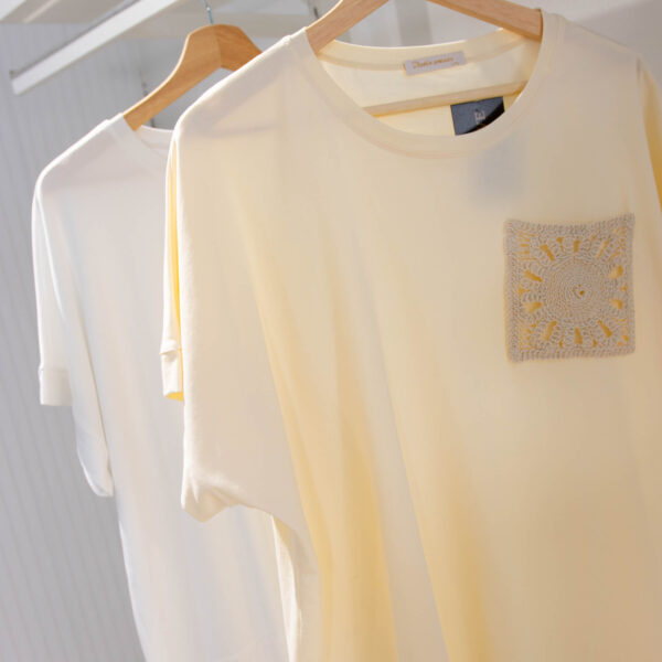Tshirt com Bolsos - Image 3