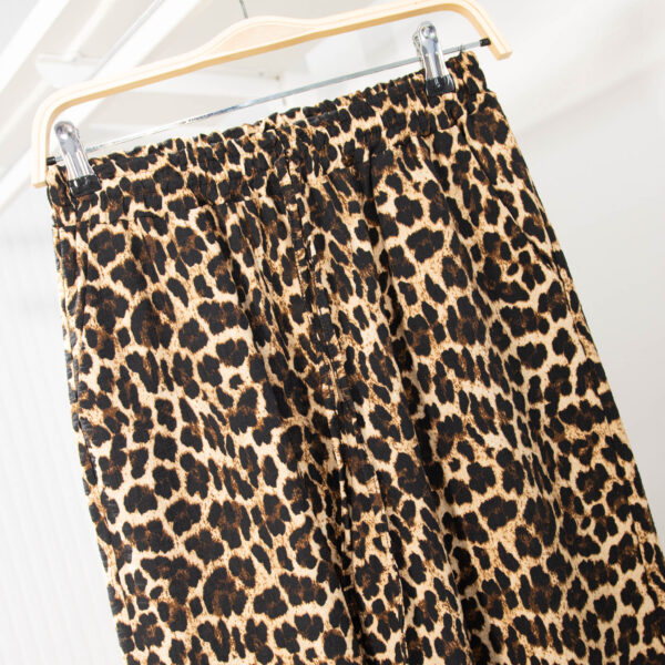 Calça Leona - Image 3